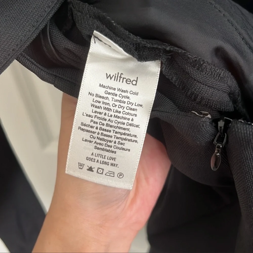 Aritzia Wilfred Ecoulement Romper - Black (6, 8) - Picture 10 of 10